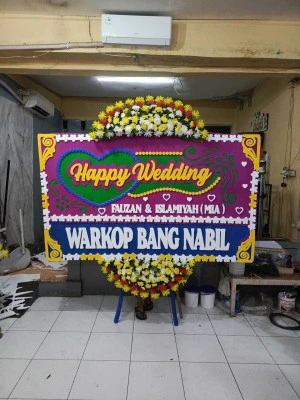 Papan Bunga di Ngabean Boja